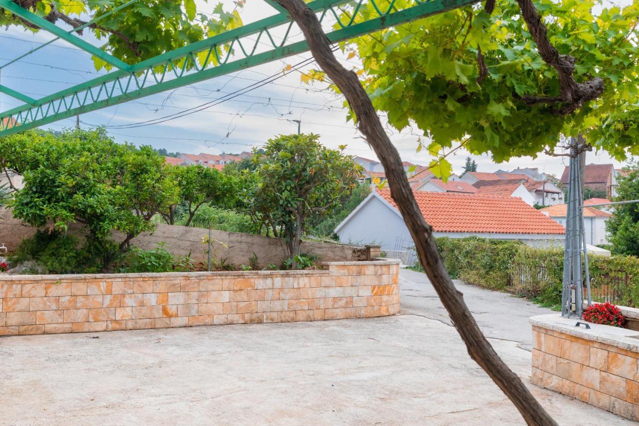 Apartament Bepa Supetar Zewnętrze zdjęcie